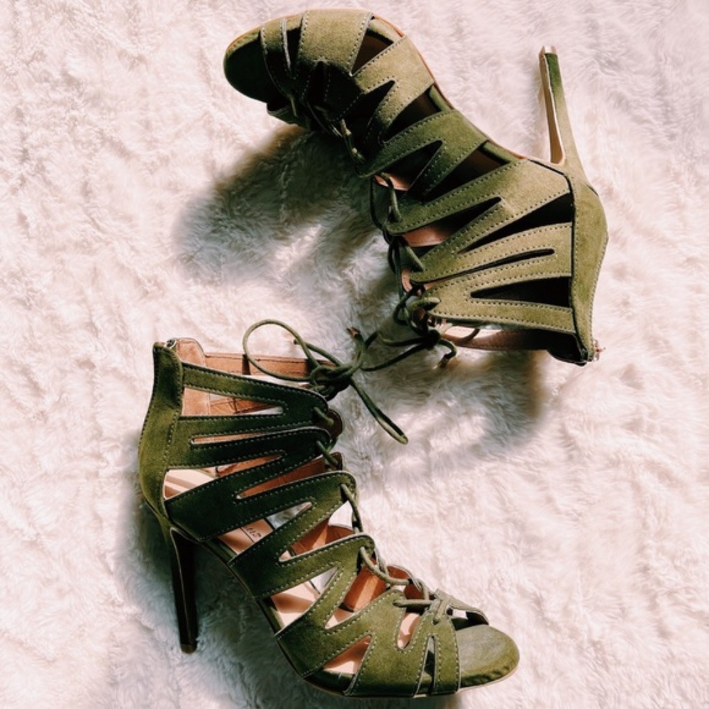 Anne Michelle Lace Up Heels Green Size 7